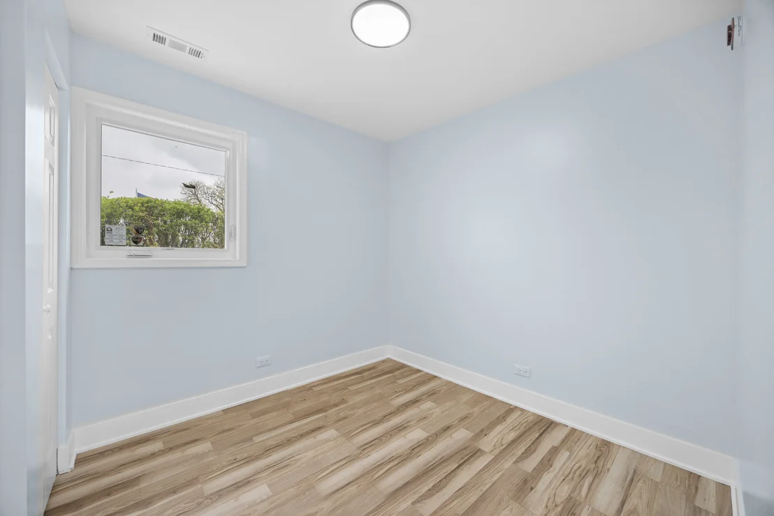 Photo of 1415 N Taft Avenue