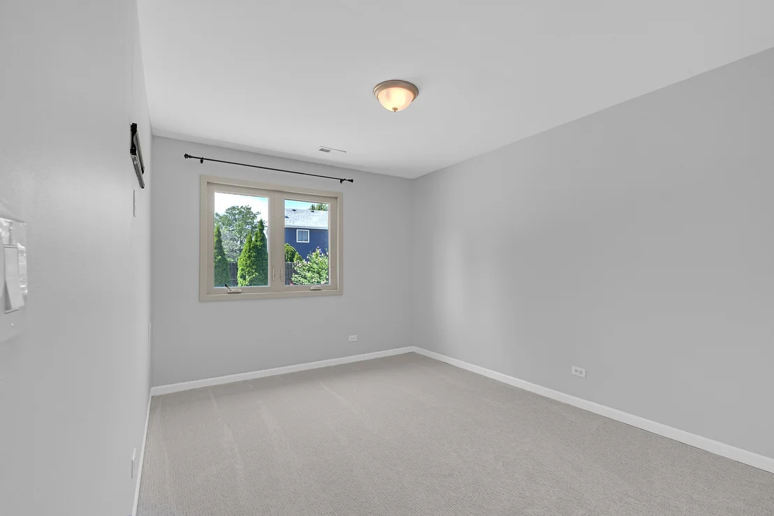 Photo of 112 LILAC Lane