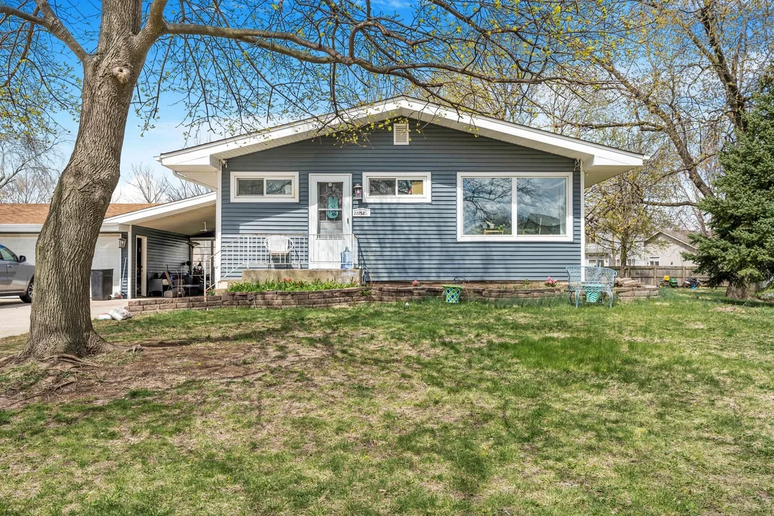 Photo of 22252 W Taylor Road