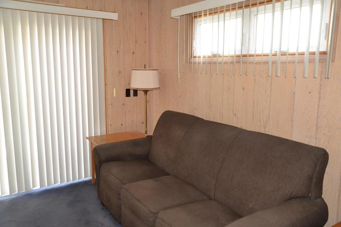 Photo of 940 W Grant Drive