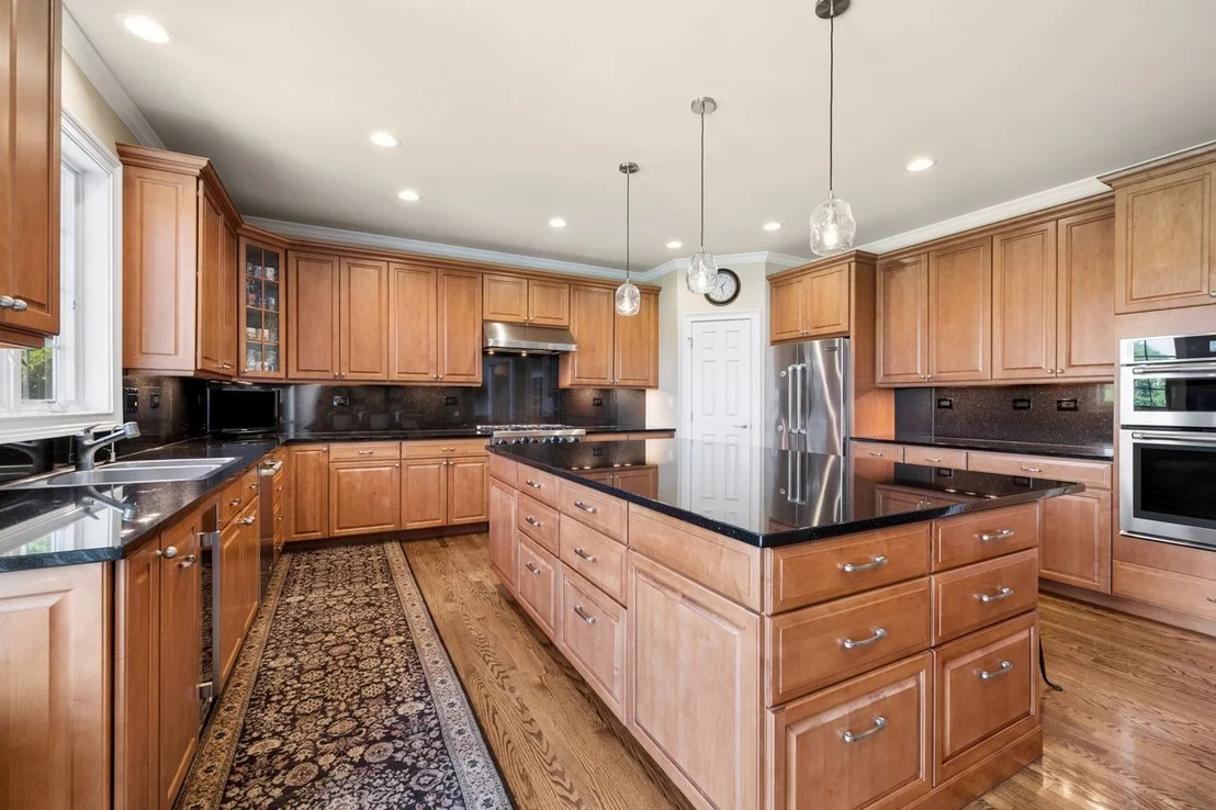 Photo of 1029 Ridgeview Drive