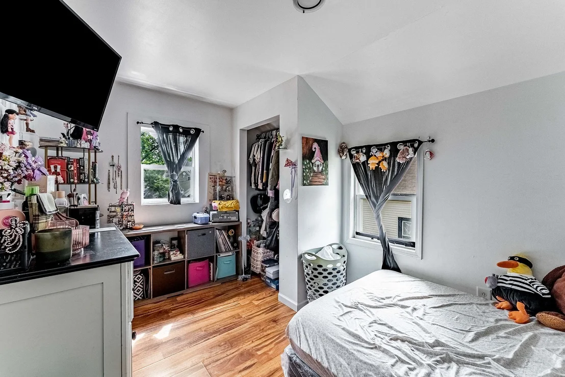 Photo of 408 Gardner Street