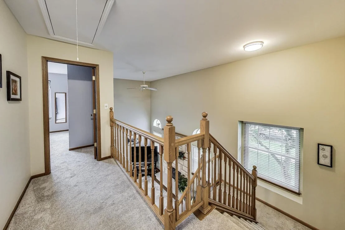 Photo of 659 N Meadows Boulevard N