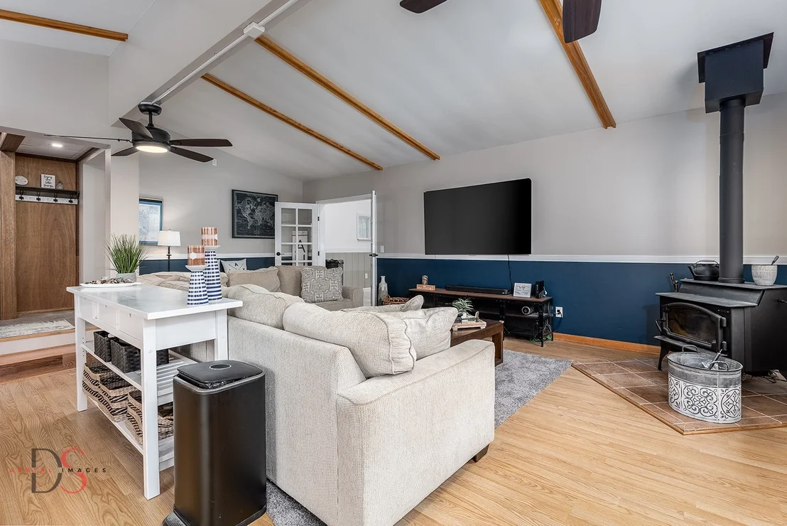 Photo of 152 Beachview Court