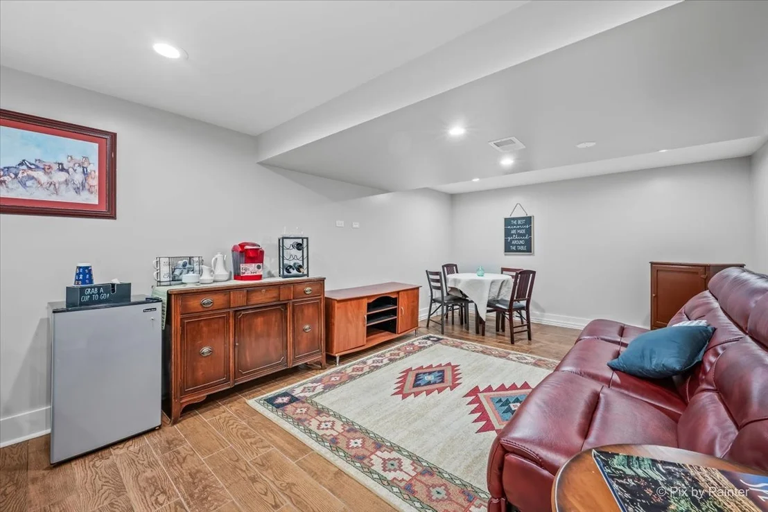 Photo of 858 SHOREWOOD Drive