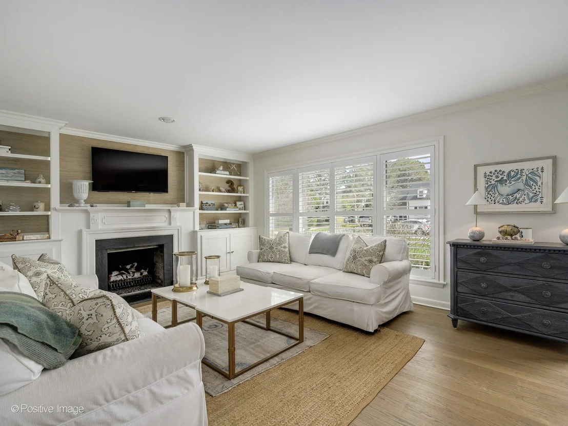 Photo of 674 Highview Terrace