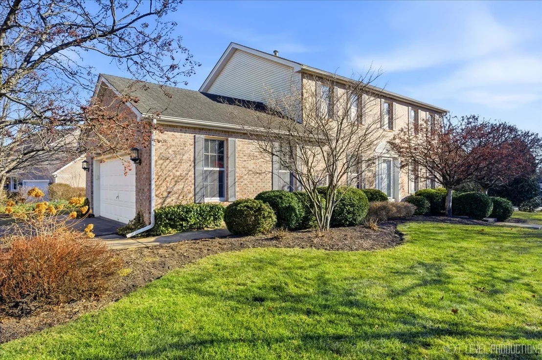 Photo of 549 Bloomfield Circle