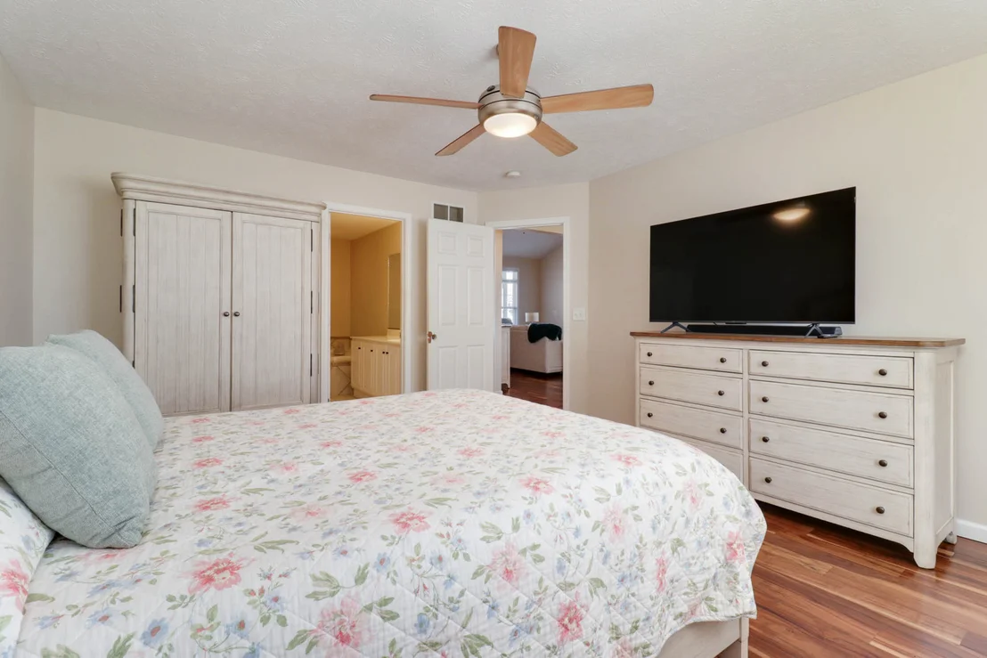 Photo of 2975 Benson Lane
