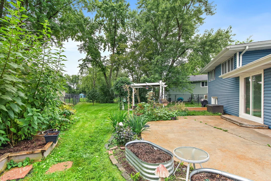 Photo of 321 Desmond Drive