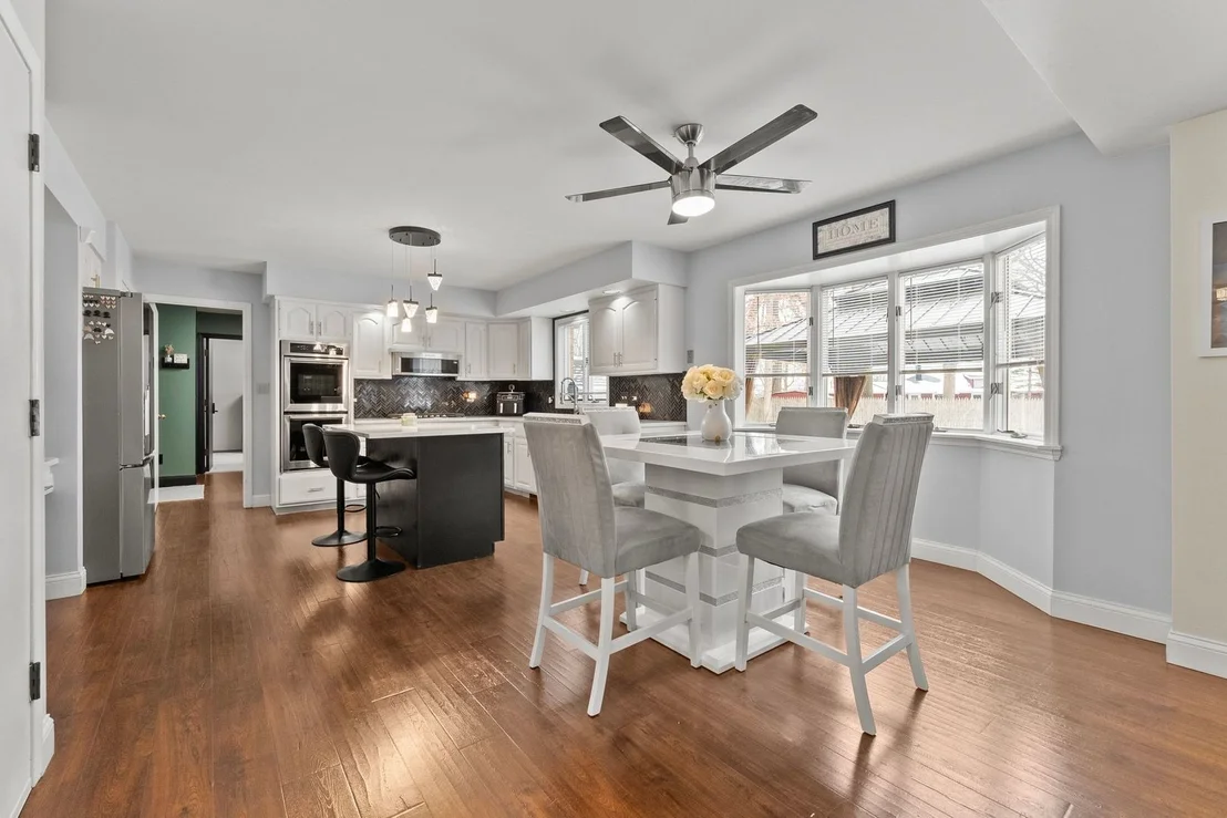 Photo of 18118 Whitman Lane