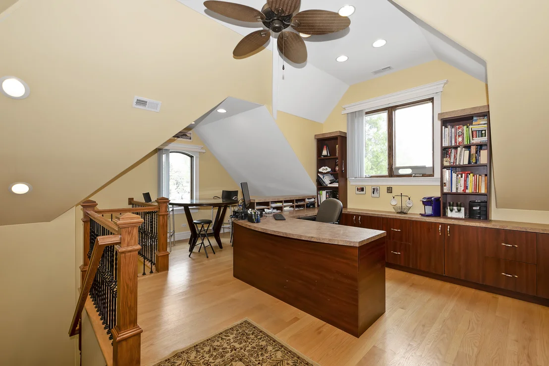 Photo of 2319 Douglas Avenue