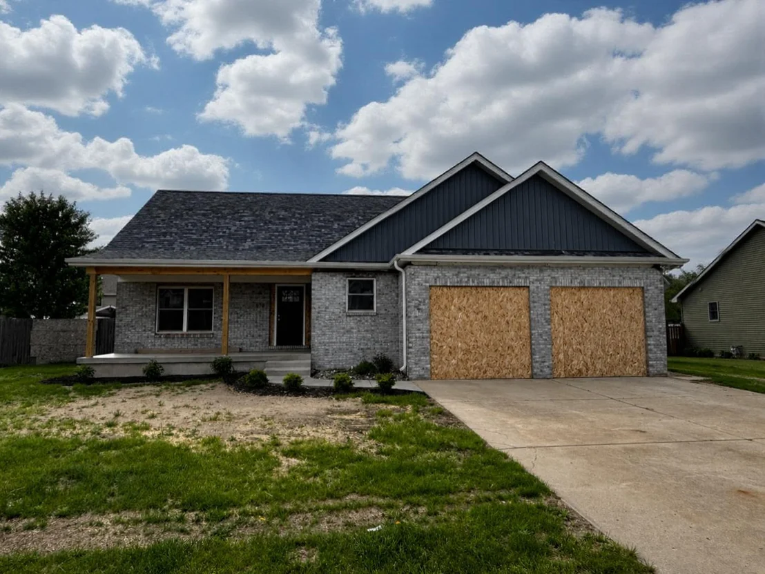 Photo of 870 Crystal Lane