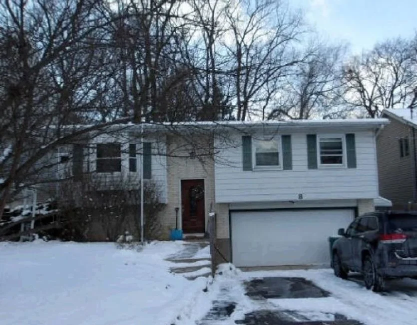 Photo of 8 Highview Avenue