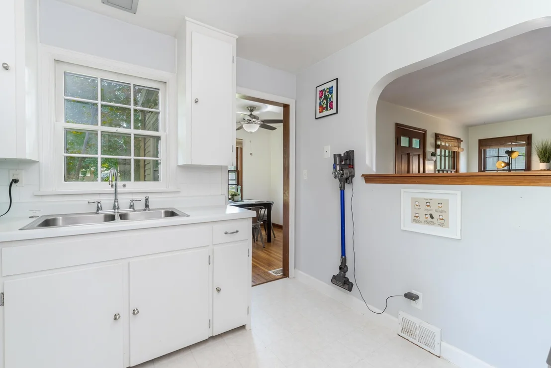 Photo of 821 Normal Avenue