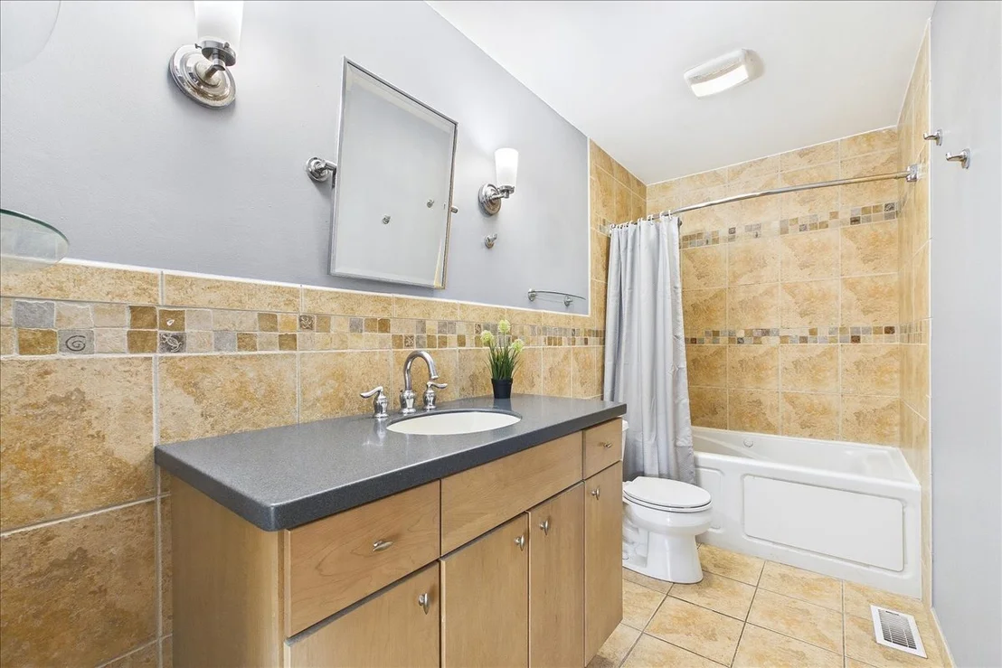 Photo of 2655 Lindrick Lane