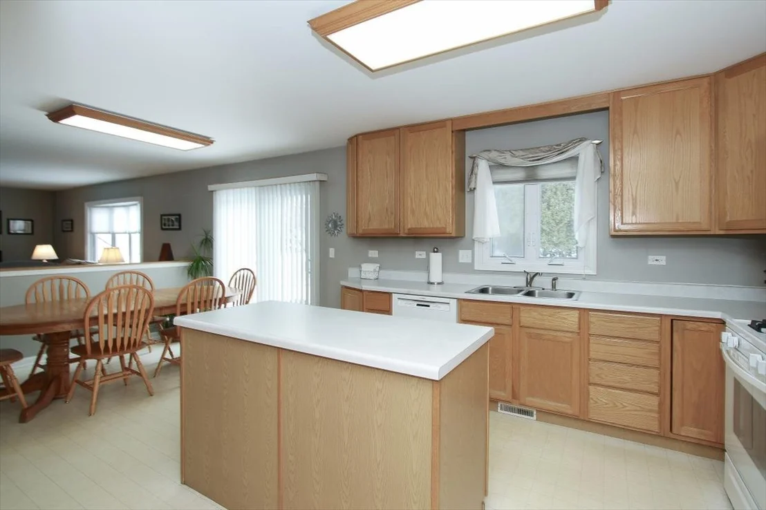 Photo of 2936 Avalon Drive
