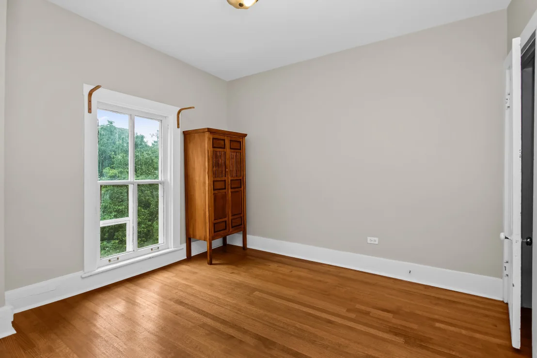 Photo of 1411 Maple Avenue