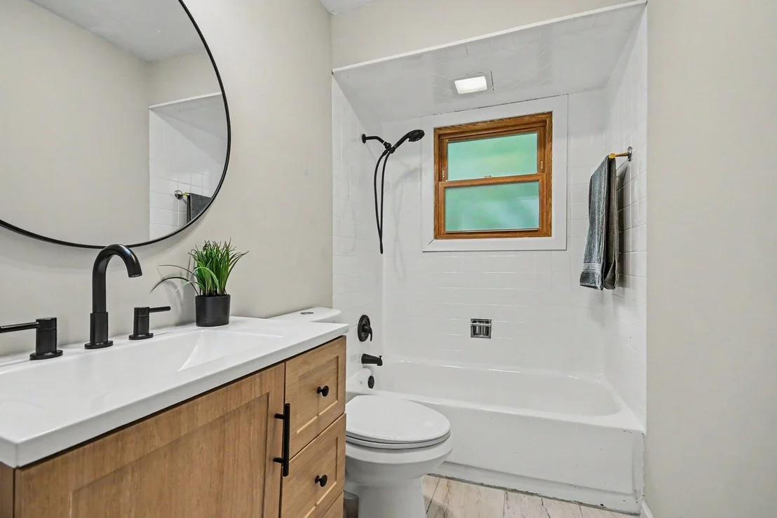 Photo of 15405 James Drive