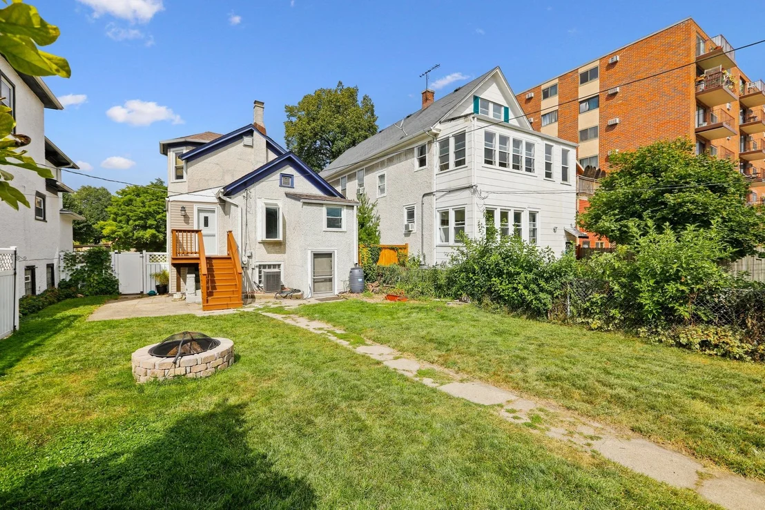 Photo of 148 Belvidere Avenue