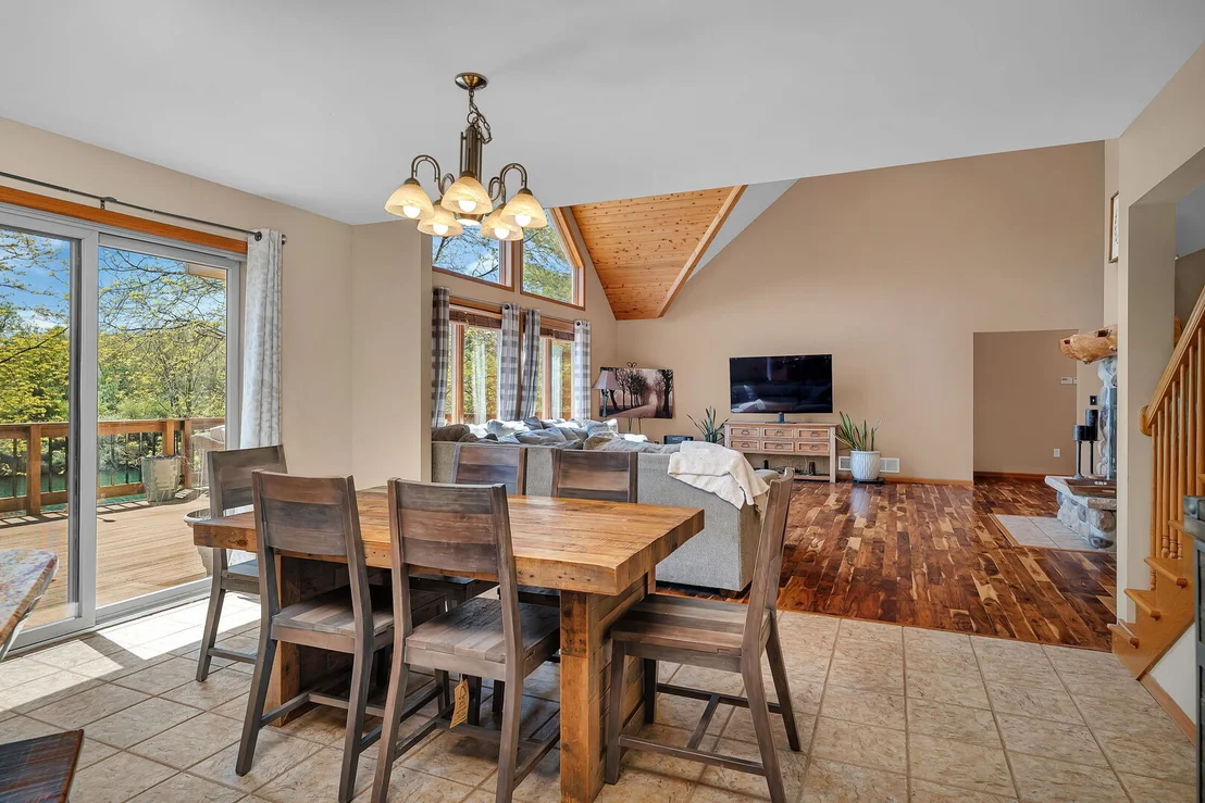 Photo of 4595 Shady Lane