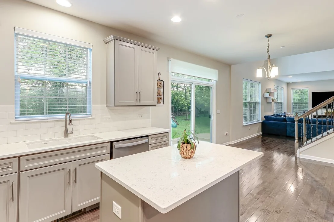 Photo of 1612 Bur Oak Drive