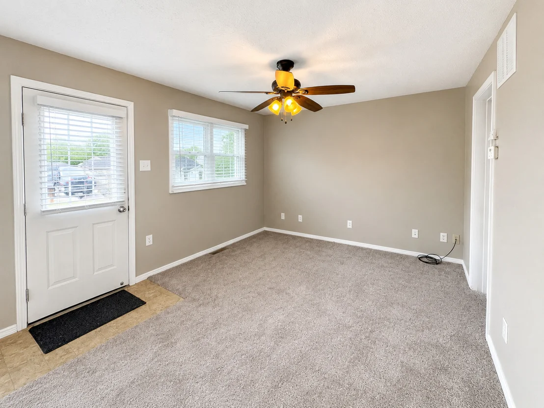 Photo of 202 W Cedar Street
