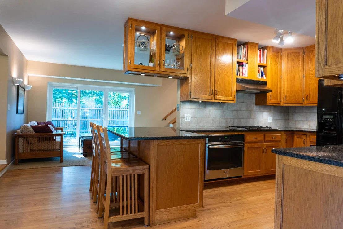 Photo of 2419 Suffolk Lane