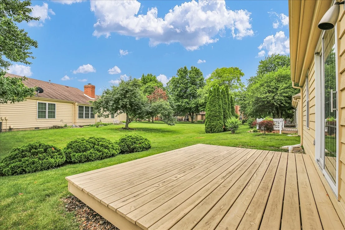 Photo of Unit B at 1501 Broadmoor Drive