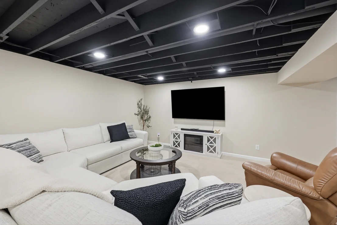 Photo of 218 Windridge Drive