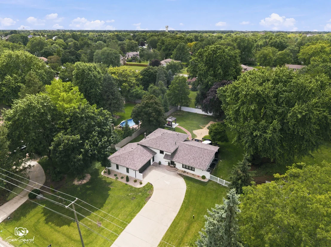 Photo of 11S528 Book Road