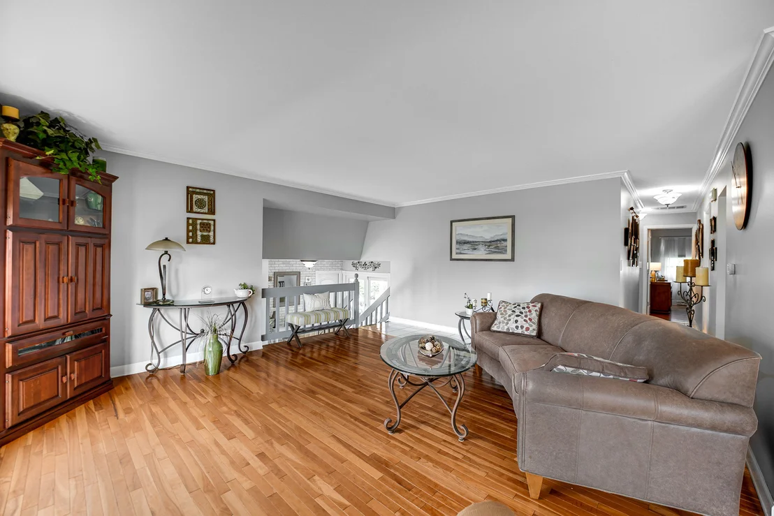 Photo of 920 Harrison Lane
