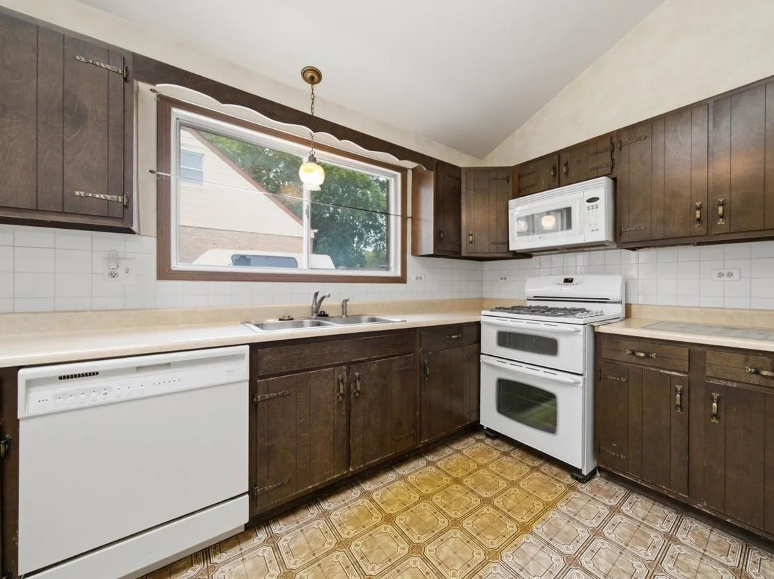 Photo of 519 Maple Lane