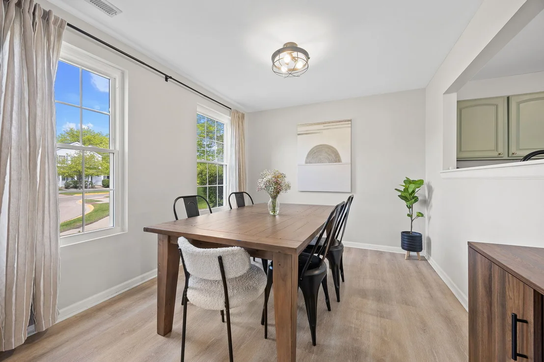 Photo of 1022 Symphony Drive