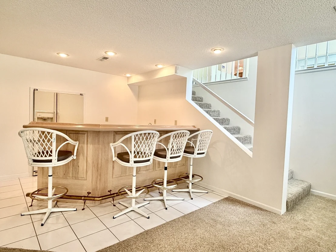 Photo of 2202 Meadows Drive