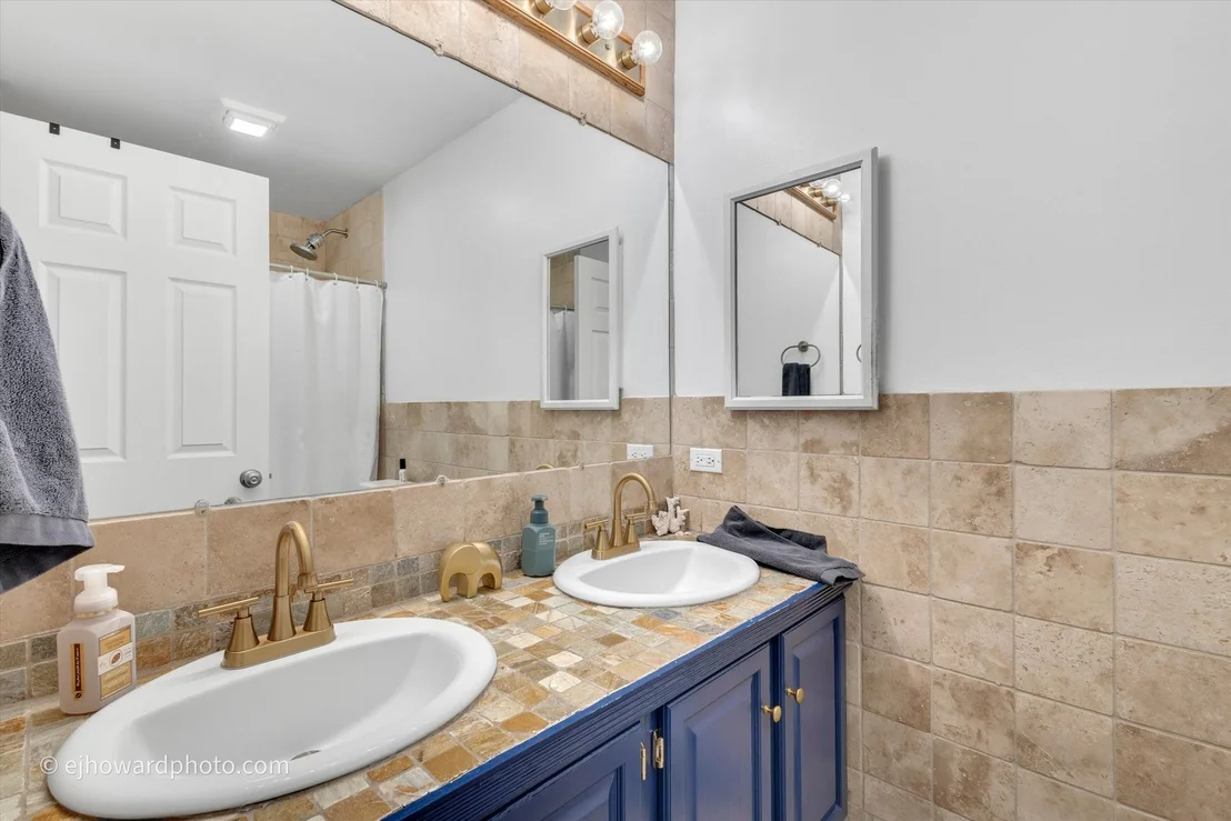 Photo of 2S758 Timber Drive