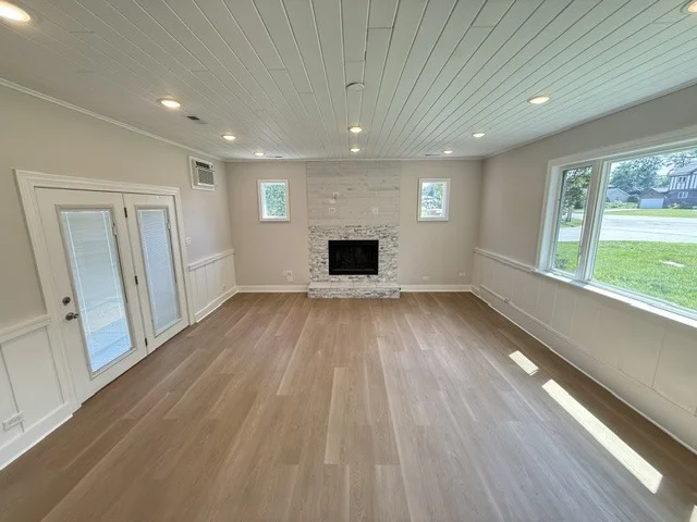 Photo of 7141 Wolf Road