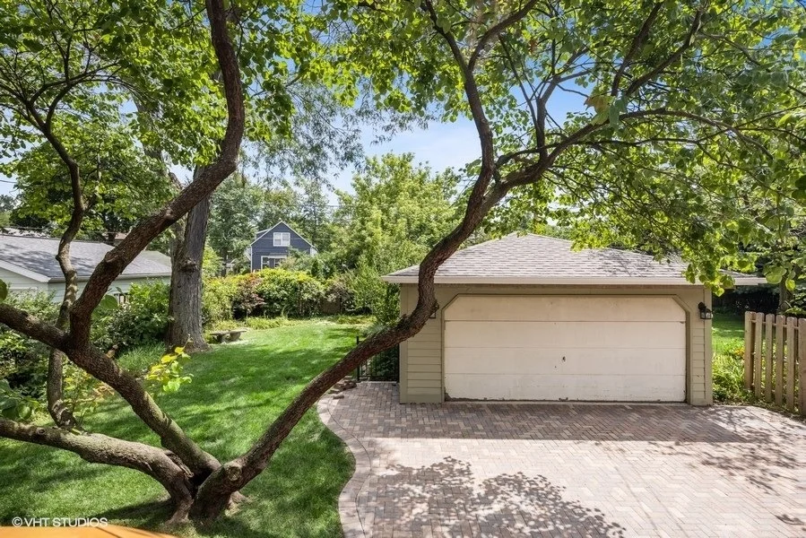 Photo of 229 Olmsted Road
