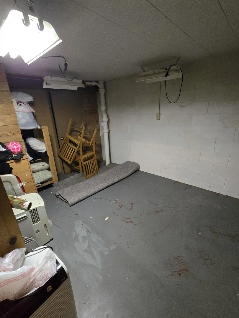 Photo of 904 Hanlin Court