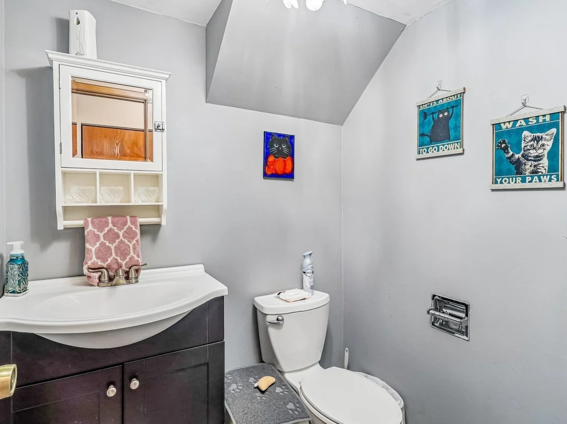 Photo of 281 Whitewood Drive