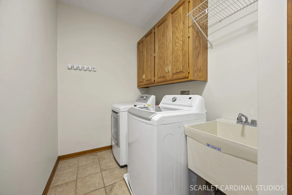 Photo of 1012 Conan Doyle Road