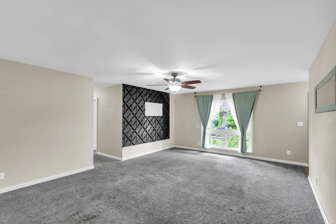 Photo of 1008 Stratford Drive