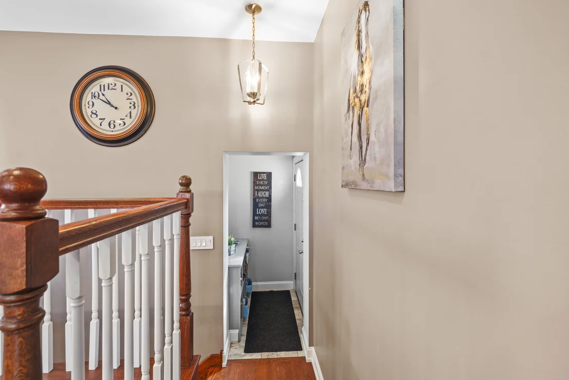 Photo of 421 Vassar Lane