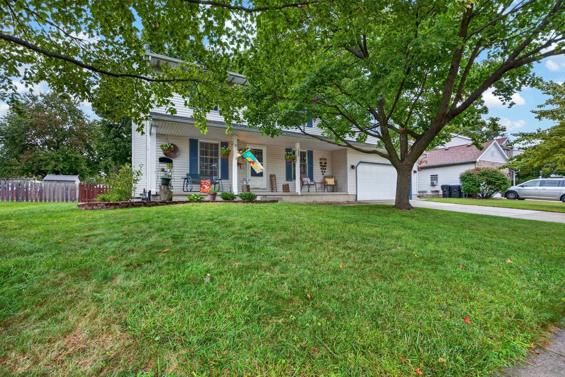 Photo of 1208 Royal Pointe Drive