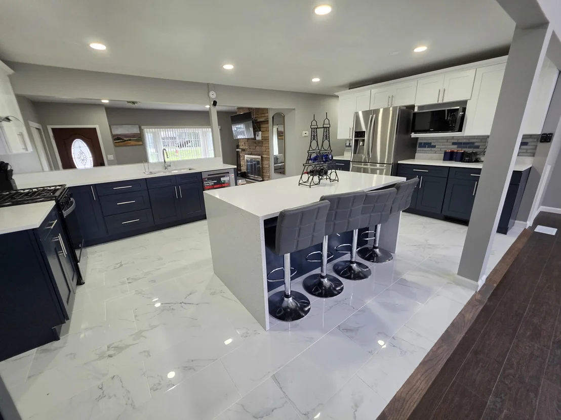 Photo of 2301 Greenbriar Lane