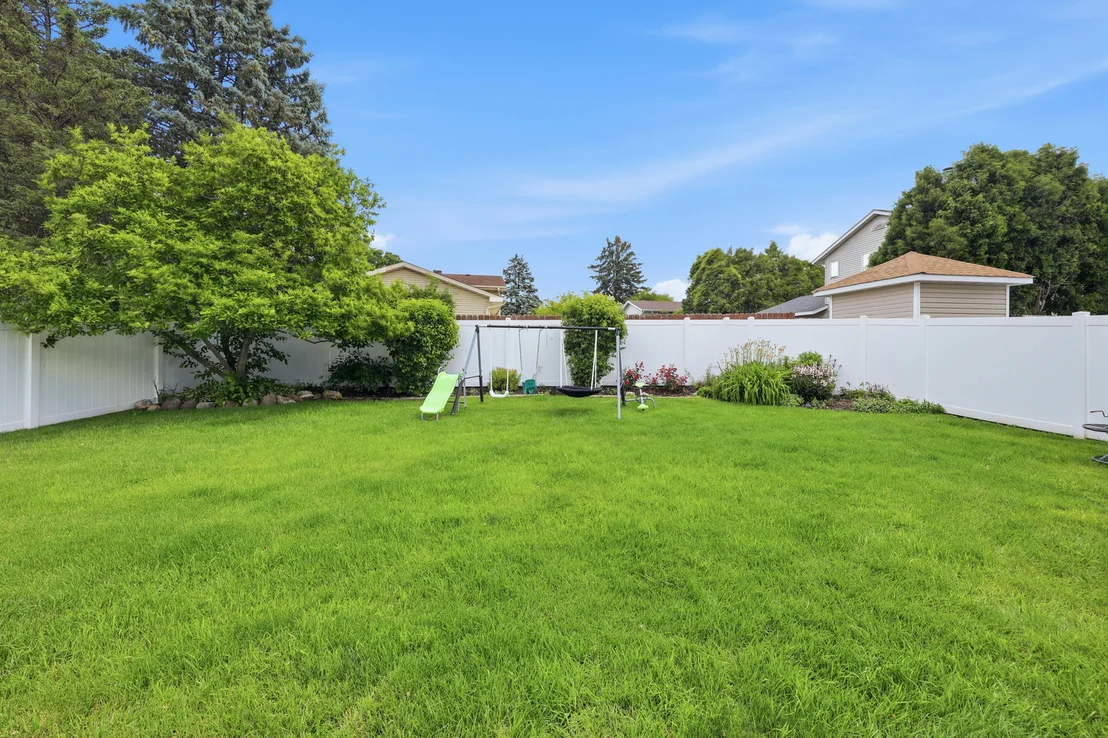 Photo of 218 Windridge Drive