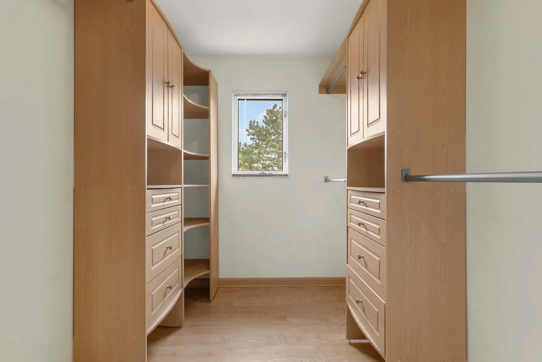 Photo of Unit F at 8316 Highpoint Circle
