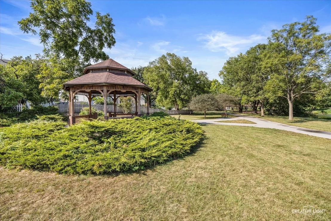 Photo of 2303 Riverside Drive