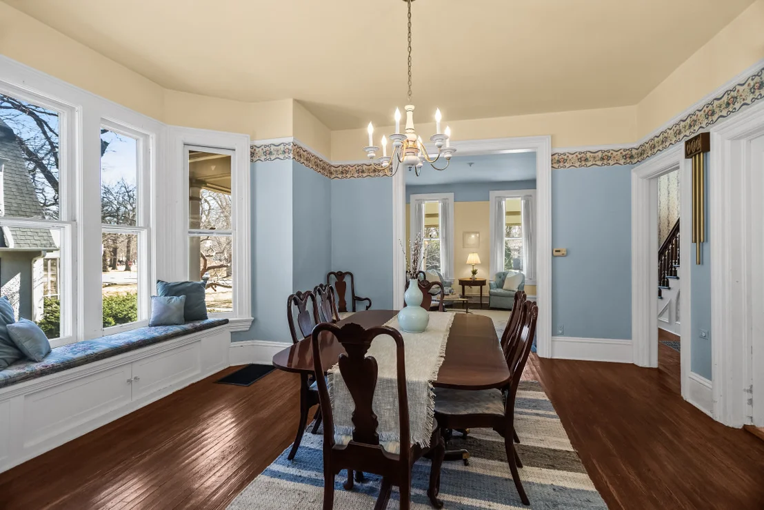 Photo of 2315 Park Place