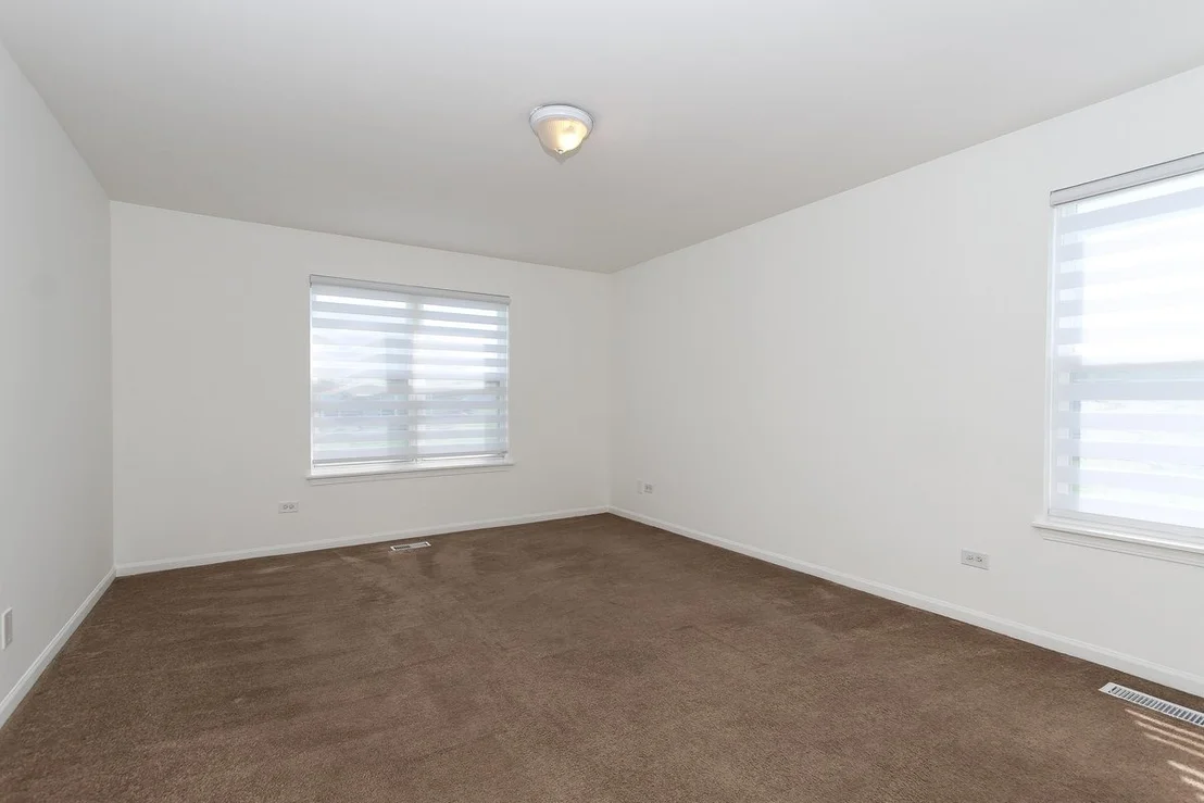 Photo of Unit A at 400 Woodview Circle