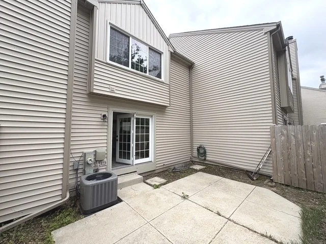 Photo of 1953 Bayview Lane